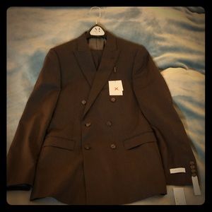 Men’s CK Double Breasted Grey Checked Suit NWT 40L